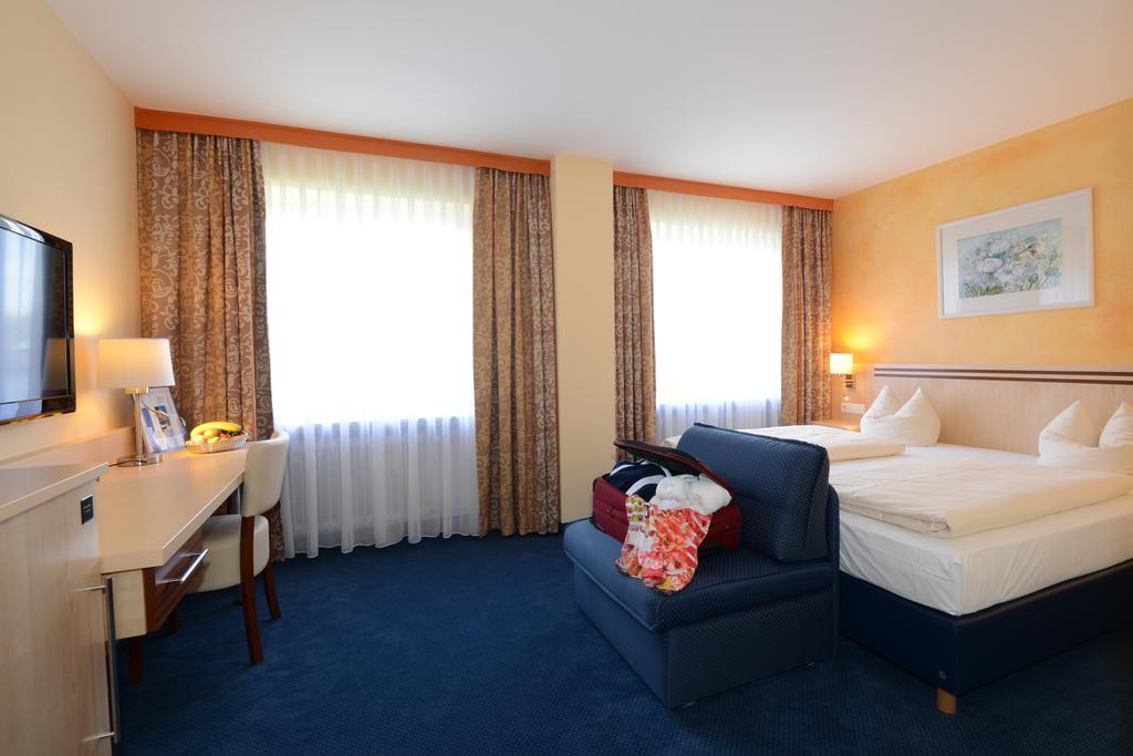 Hotel Apollo Garni Ratisbonne Extérieur photo