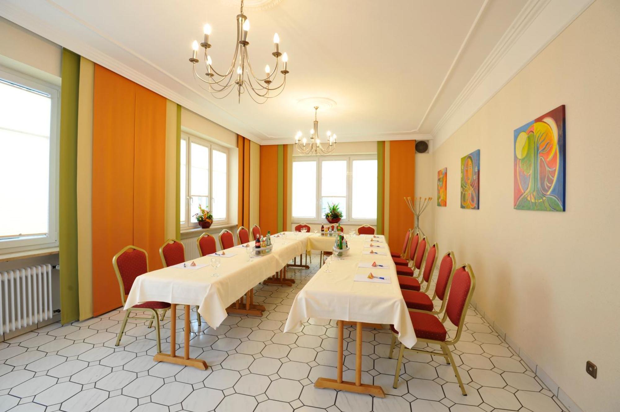 Hotel Apollo Garni Ratisbonne Extérieur photo